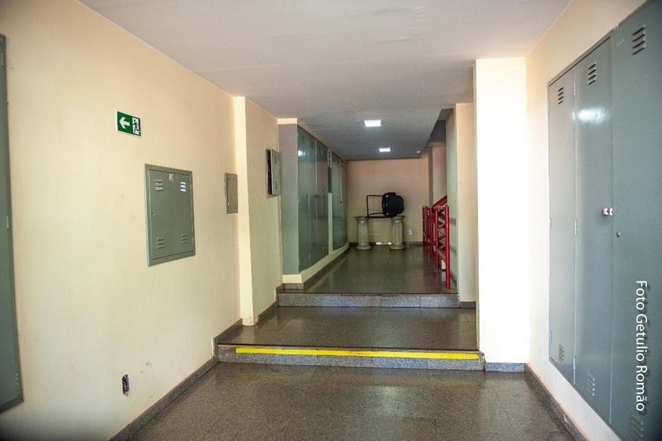 CLN 116 Bloco E - CLN 116 Loja no Setor hospitalar Asa Norte com 626 metros — foto 4