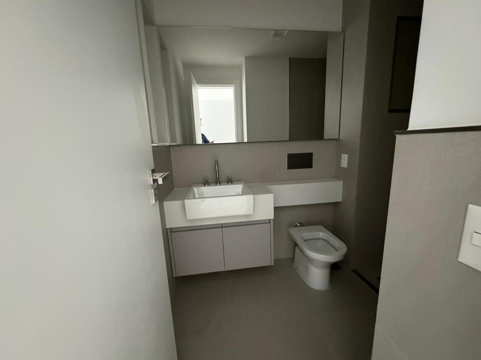 SQNW 303 Bloco B - apartamento 4 quartos no noroeste sendo 4 suítes elevador privativo com armarios planejados pronto para morar lazer completo com 4 vagas altíssimo padrão ao lado do parque Burle Marx novo — foto 11